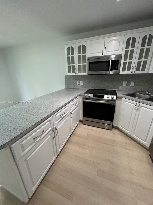 Building Photo - 8725 SW 158th Pl