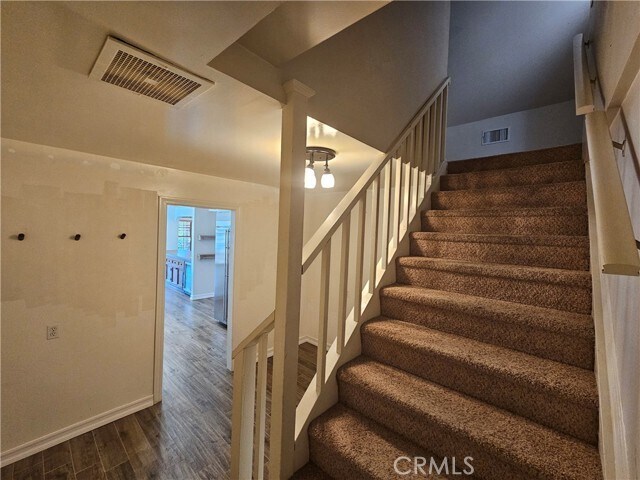 Building Photo - 22530 Rolling Meadows Dr