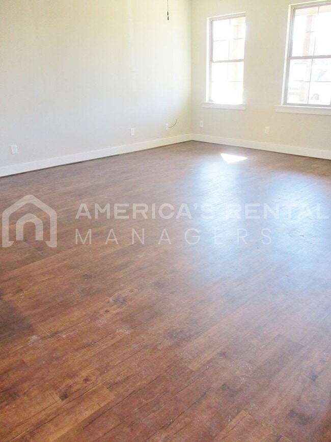 Building Photo - Town Home for Rent in Calera! Coming Soon!  DEPOSIT PENDING!!