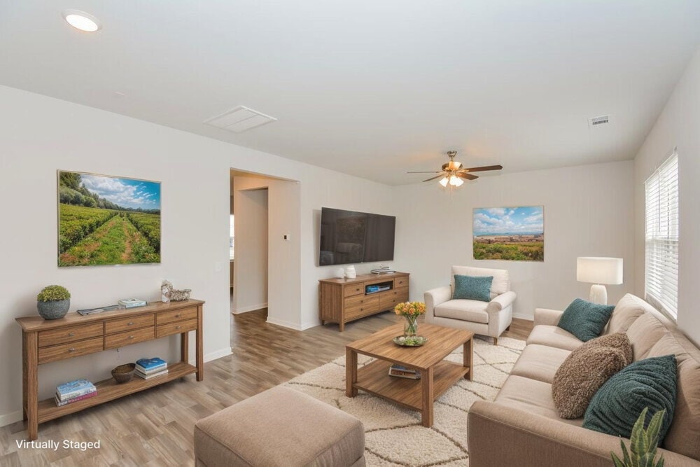 Building Photo - 622 Samuel