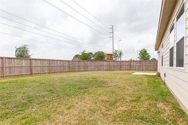 Building Photo - 6330 Highland Hts Dr