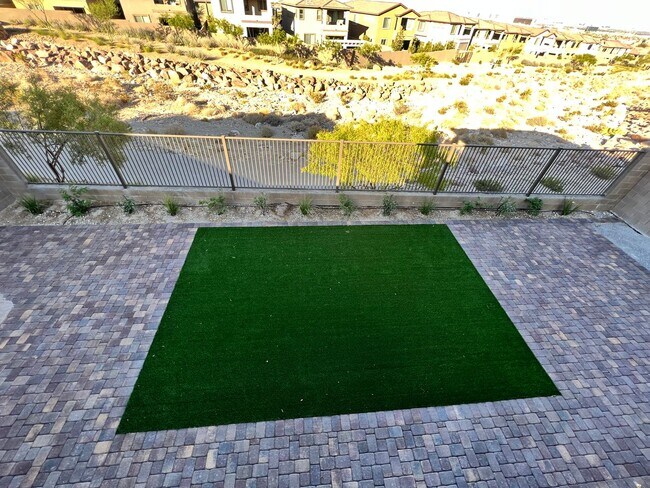 Building Photo - New Summerlin View