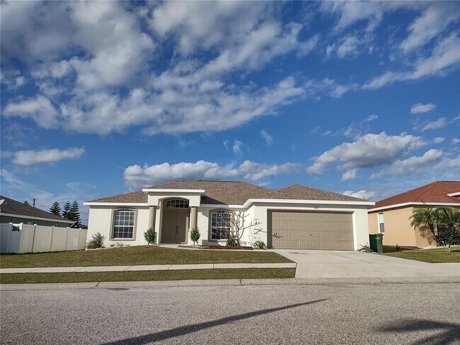 Building Photo - 525 Drayton Rd
