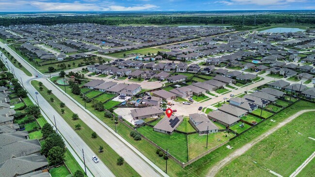 Building Photo - 22939 San Giorgio Ct