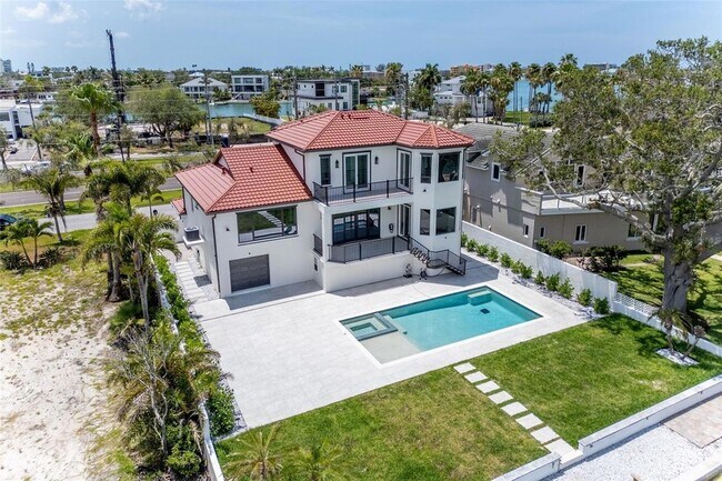 Building Photo - 4 Paradise Ln