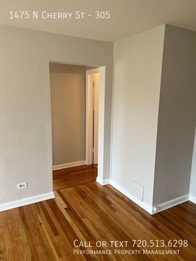 Building Photo - 1475 N Cherry St