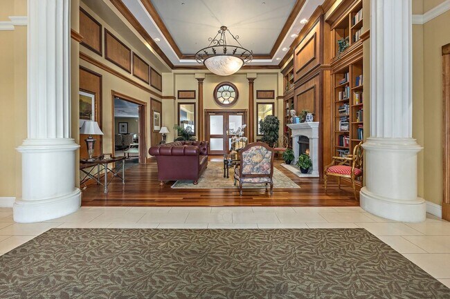 Building Photo - Stunning Berkman Plaza Condo