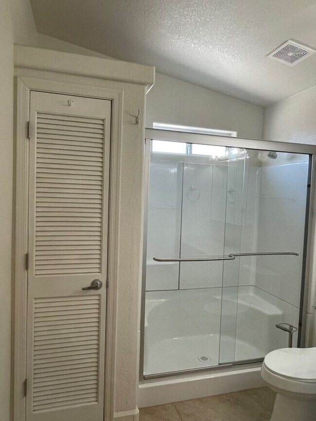 Building Photo - Coming Soon! DO NOT DISTURB TENANTS!