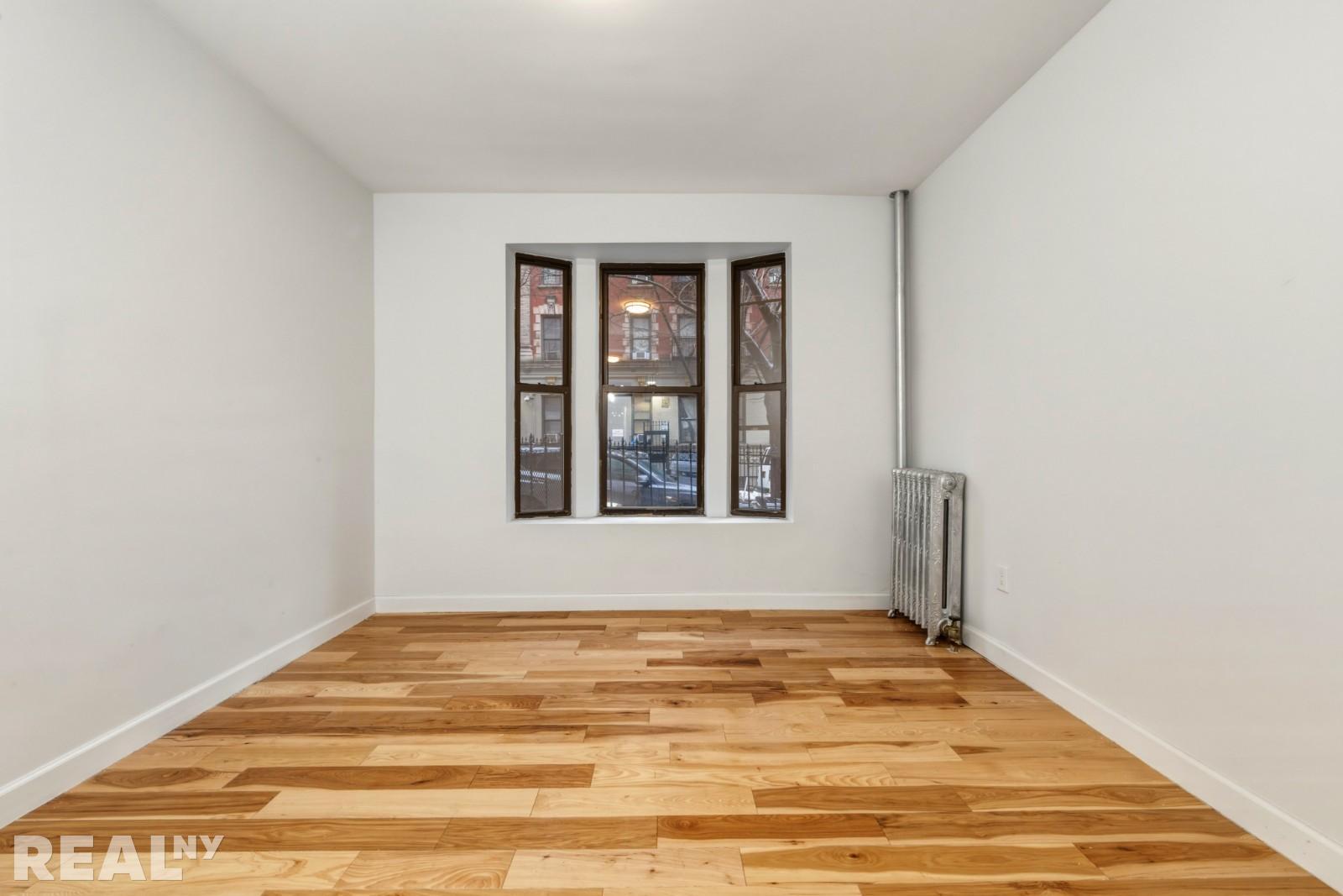 Building Photo - 523 W 143rd St