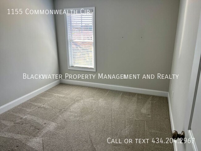 Building Photo - 1155 Commonwealth Cir