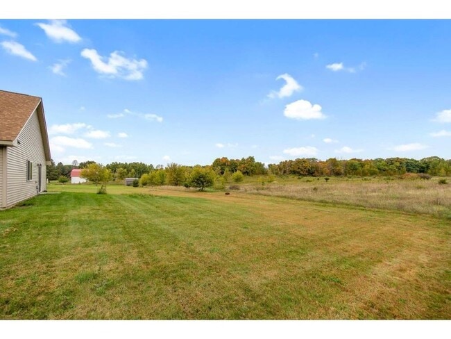 Building Photo - 722 Hilltop Ln