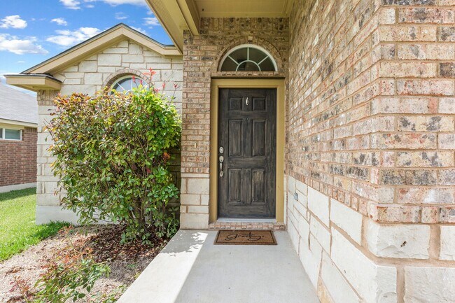 Building Photo - 6609 Sendero Lane