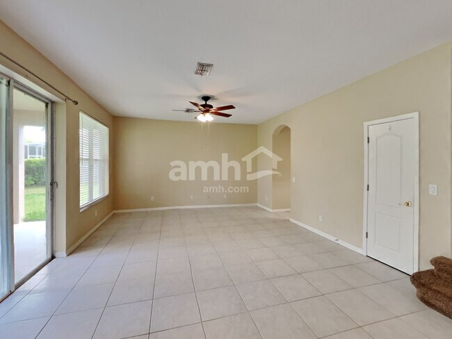 Building Photo - 1519 Swamp Rose Ln