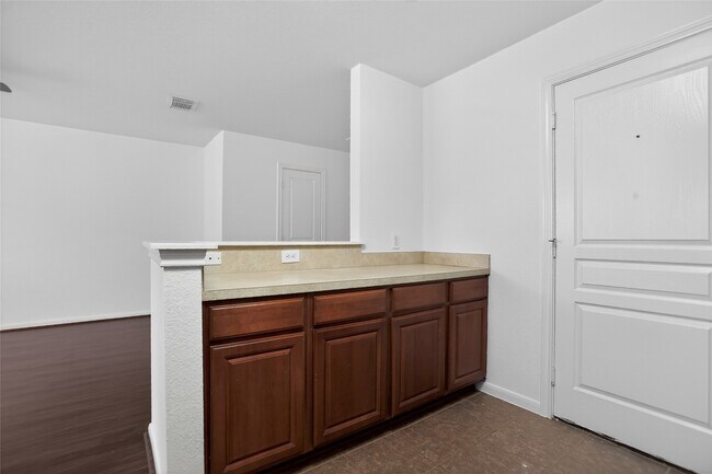 Building Photo - 1618 Grable Cove Ln