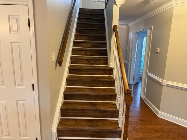 Building Photo - Spacious Four Bedroom Home Near Quail Hollow Neighborhoods!