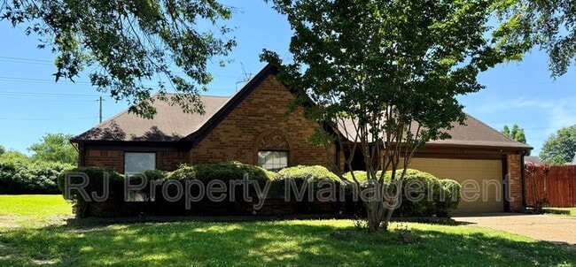 Primary Photo - 4308 Ash Creek Cove