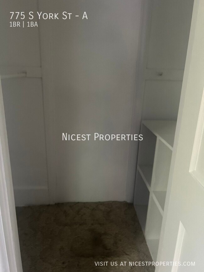 Building Photo - 775 S York St