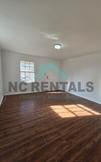 Building Photo - 613 Quarry St