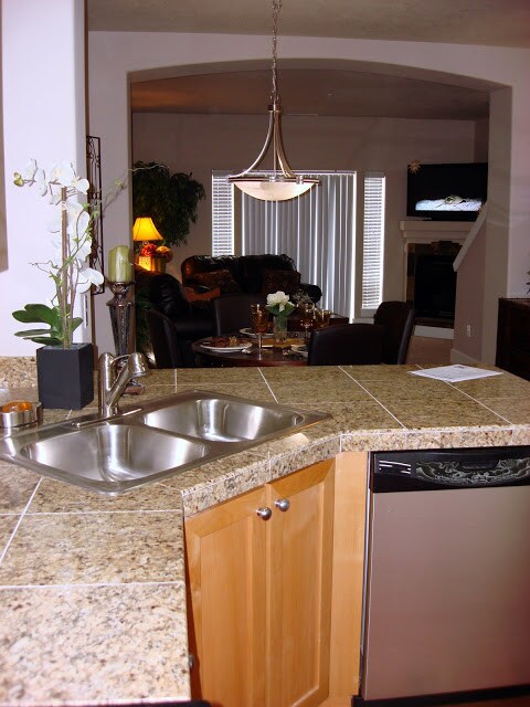 Building Photo - 3BDRM 2.5BTH Condo Duplex, Attached Garage...