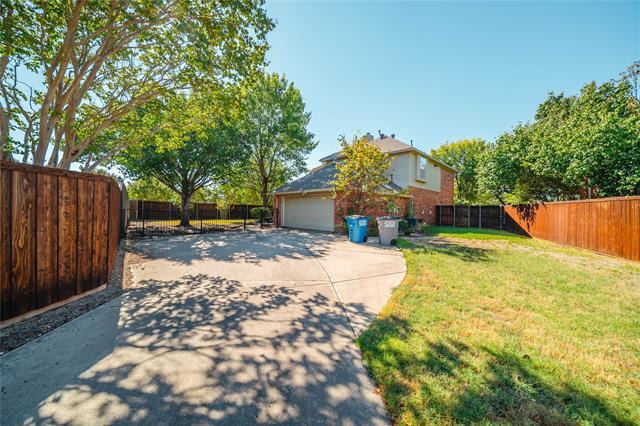 Building Photo - 1204 Bel Air Dr