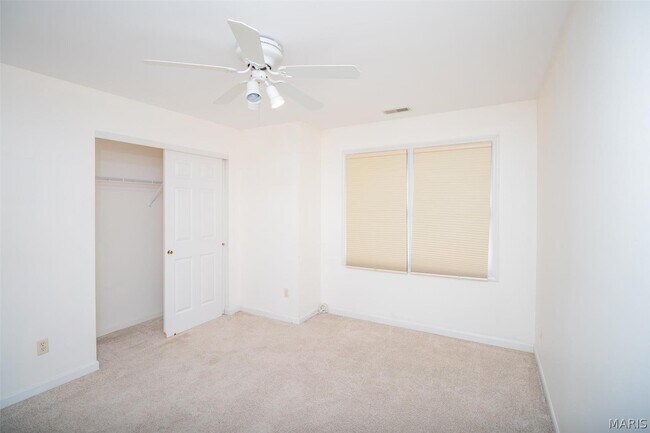 Building Photo - 3309 Lower Lakes Estates Dr
