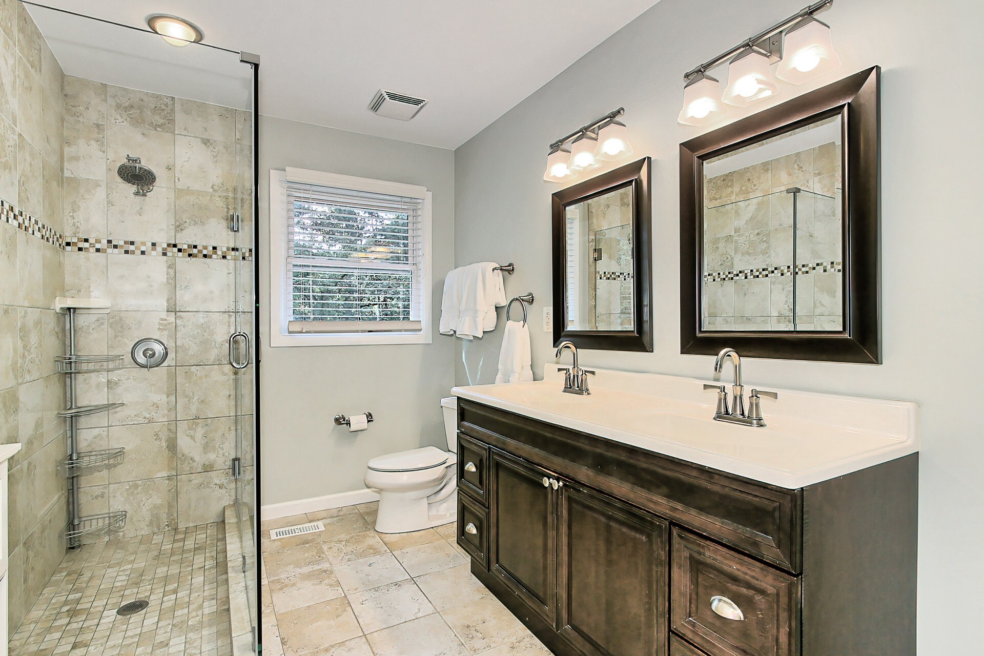 Building Photo - 13007 Melville Ln