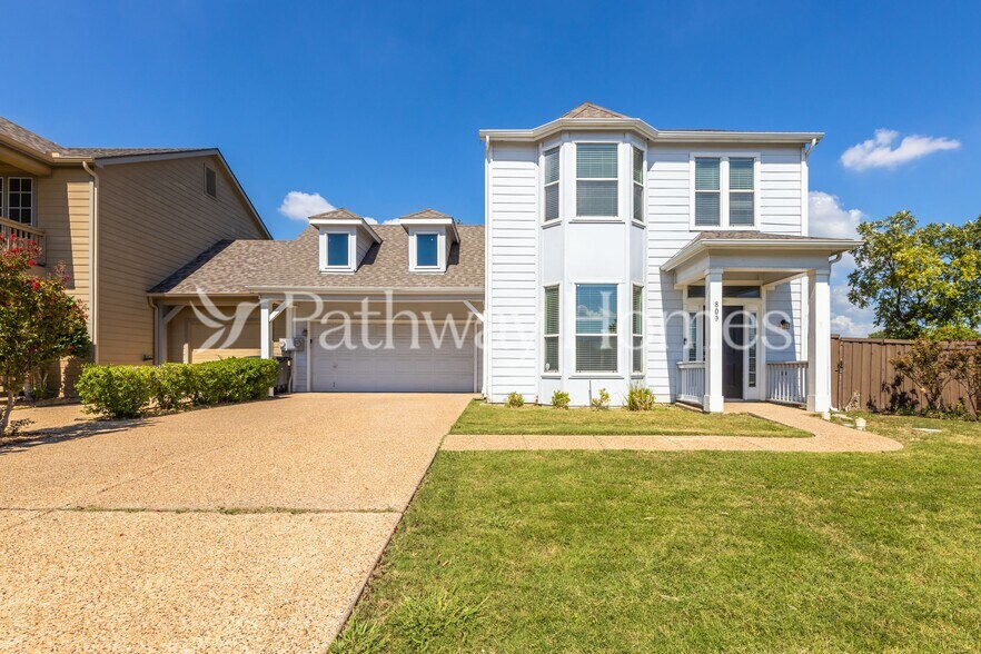 Primary Photo - 800 Chickesaw Ln