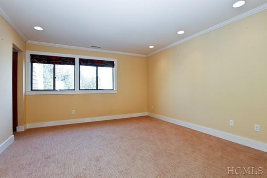 Building Photo - 33 Rambling Brook Rd