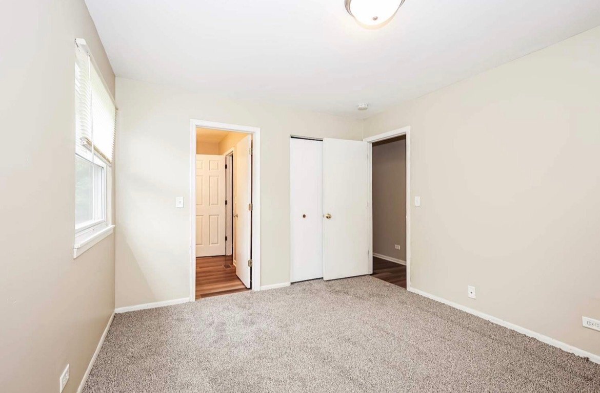 Building Photo - 1407 N Parkview Terrace