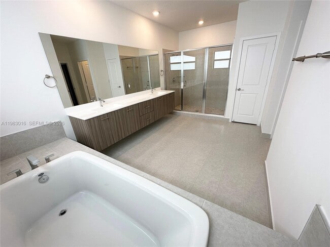 Building Photo - 17410 SW 46th St