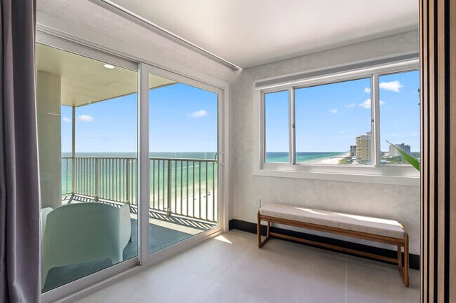 Building Photo - 8743 Thomas Dr