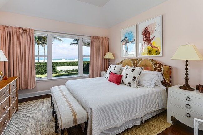 Building Photo - 1270 N Ocean Blvd