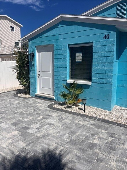 Building Photo - 40 82nd Ave