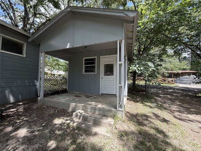 Building Photo - 5958 Skylane Dr