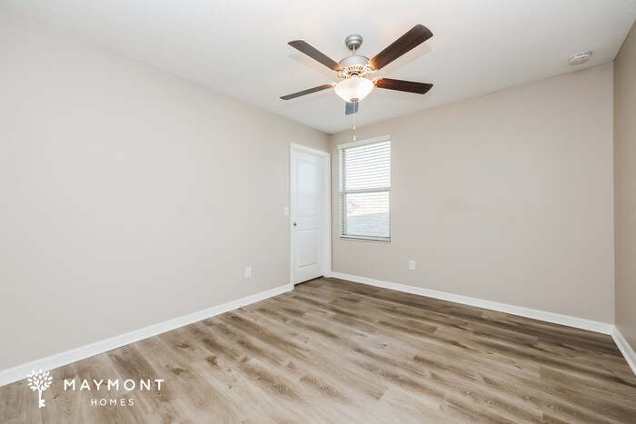 Building Photo - 8982 Pleasant Woods Dr