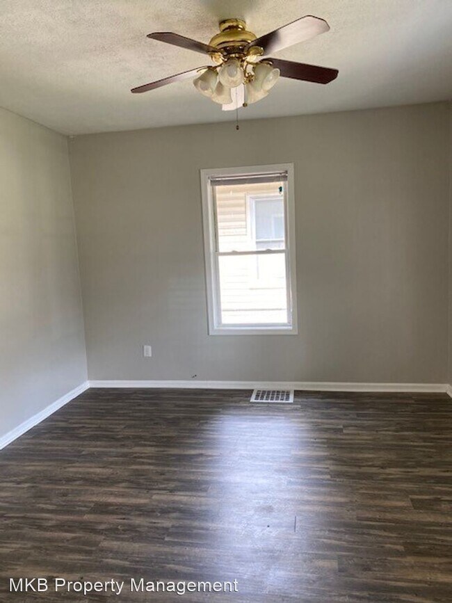 Building Photo - 4 br, 1.5 bath House - 1131 Penmar