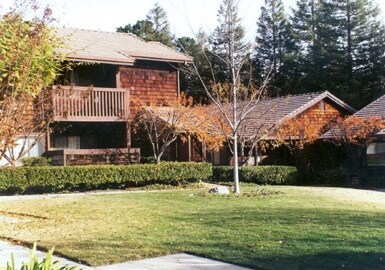 Building Photo - Tice Oaks