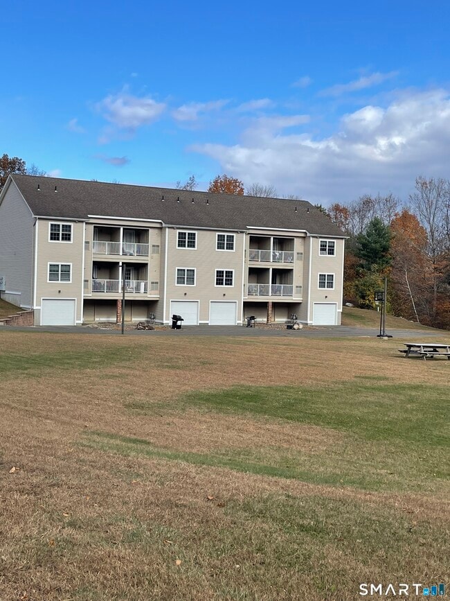 Building Photo - 87 Buff Cap Rd