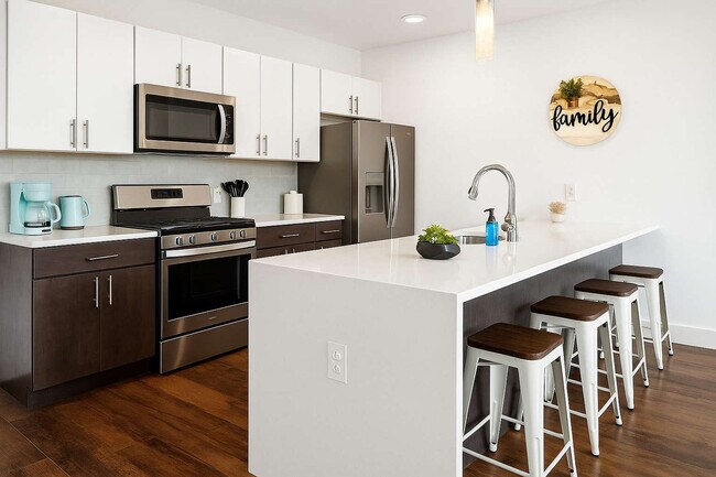 Building Photo - 120333 Germantown Ave