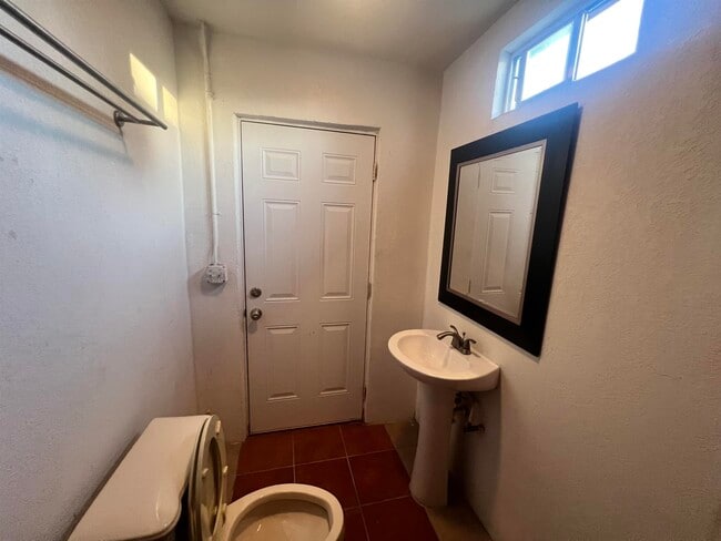 Building Photo - 312 Candlewood Rd