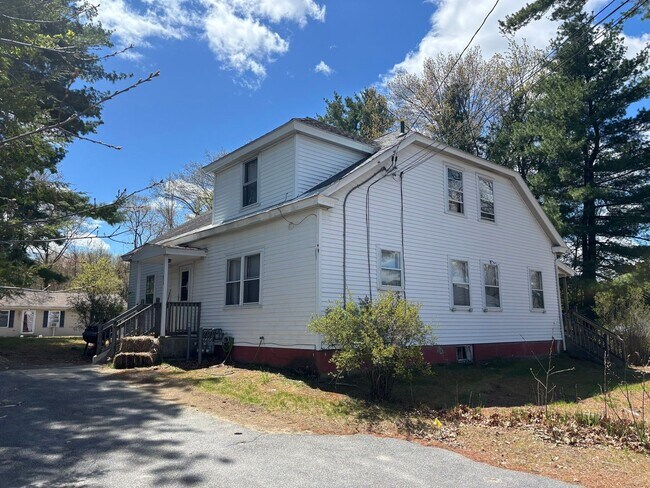 Building Photo - 576 Abbott Ave