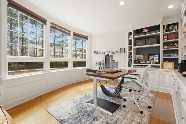 Building Photo - 556 Riversville Rd