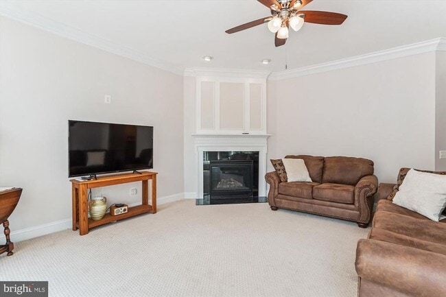 Building Photo - 43595 Aldie Mill Ct