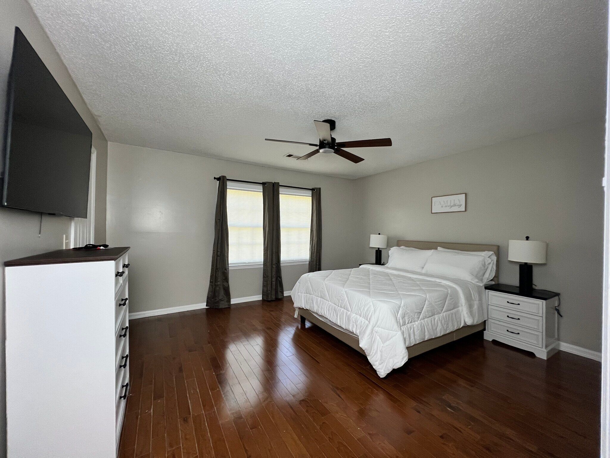 Building Photo - 333 Chapman Rd