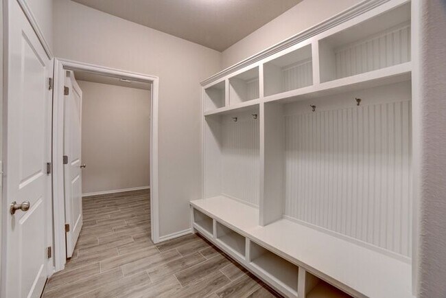 Building Photo - 3/2/2 Brand New Luxury Patio Home