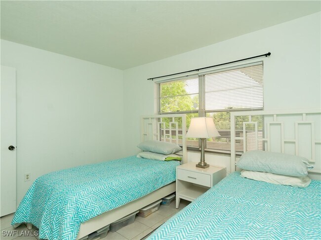 Building Photo - 499 Forest Lakes Blvd