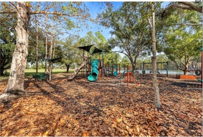 Building Photo - 9481 Highland Oak Dr