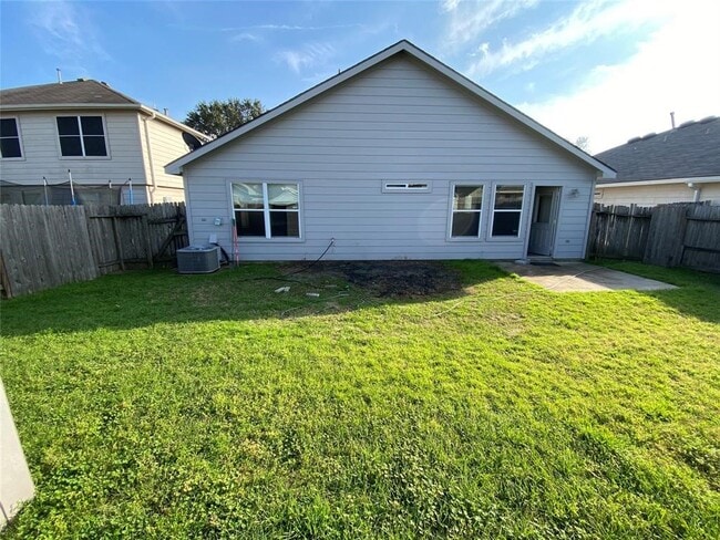 Building Photo - 18210 Hammondsport Ln