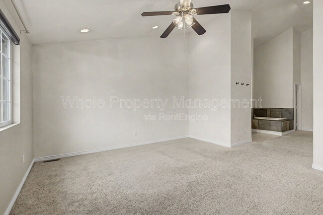 Building Photo - 133 Galapago St