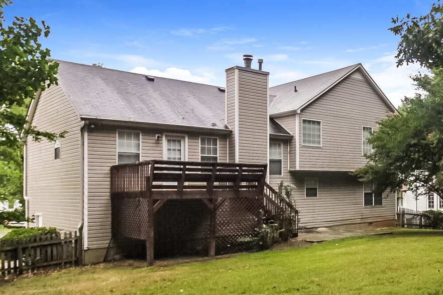 Building Photo - 28 Fernwick Ct